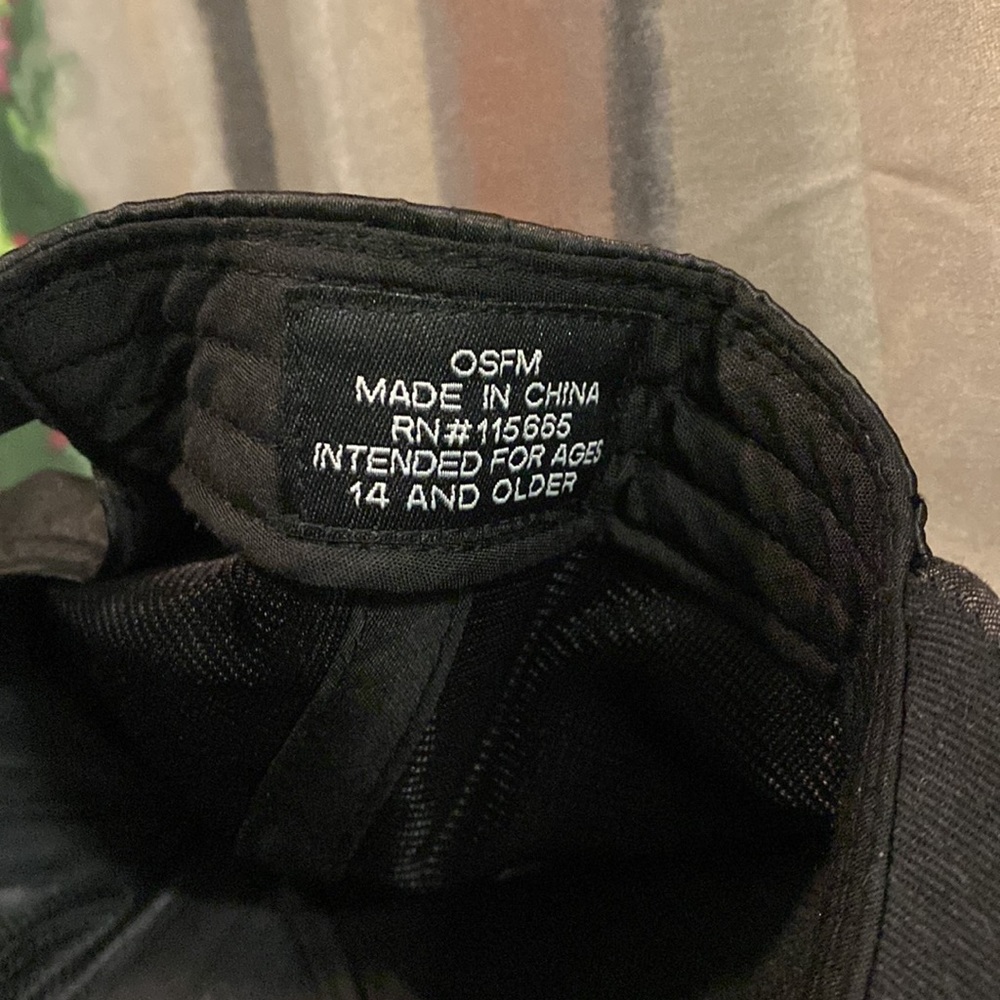 Marvel snap back hat - Picture 5 of 7